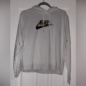 Women’s Nike Hoodie!